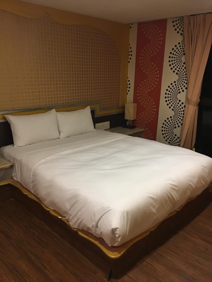 Jing Dian Business Hotel Taoyuan Exterior foto